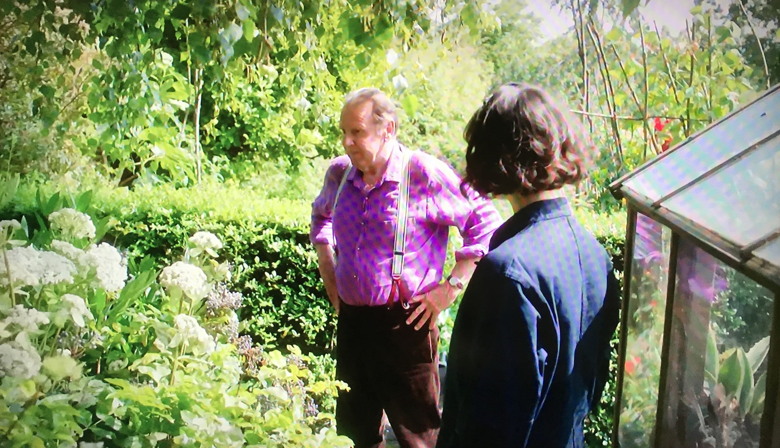 Nell'immagine: un momento del film con Tom Wilkinson e Jessica Brown Findlay